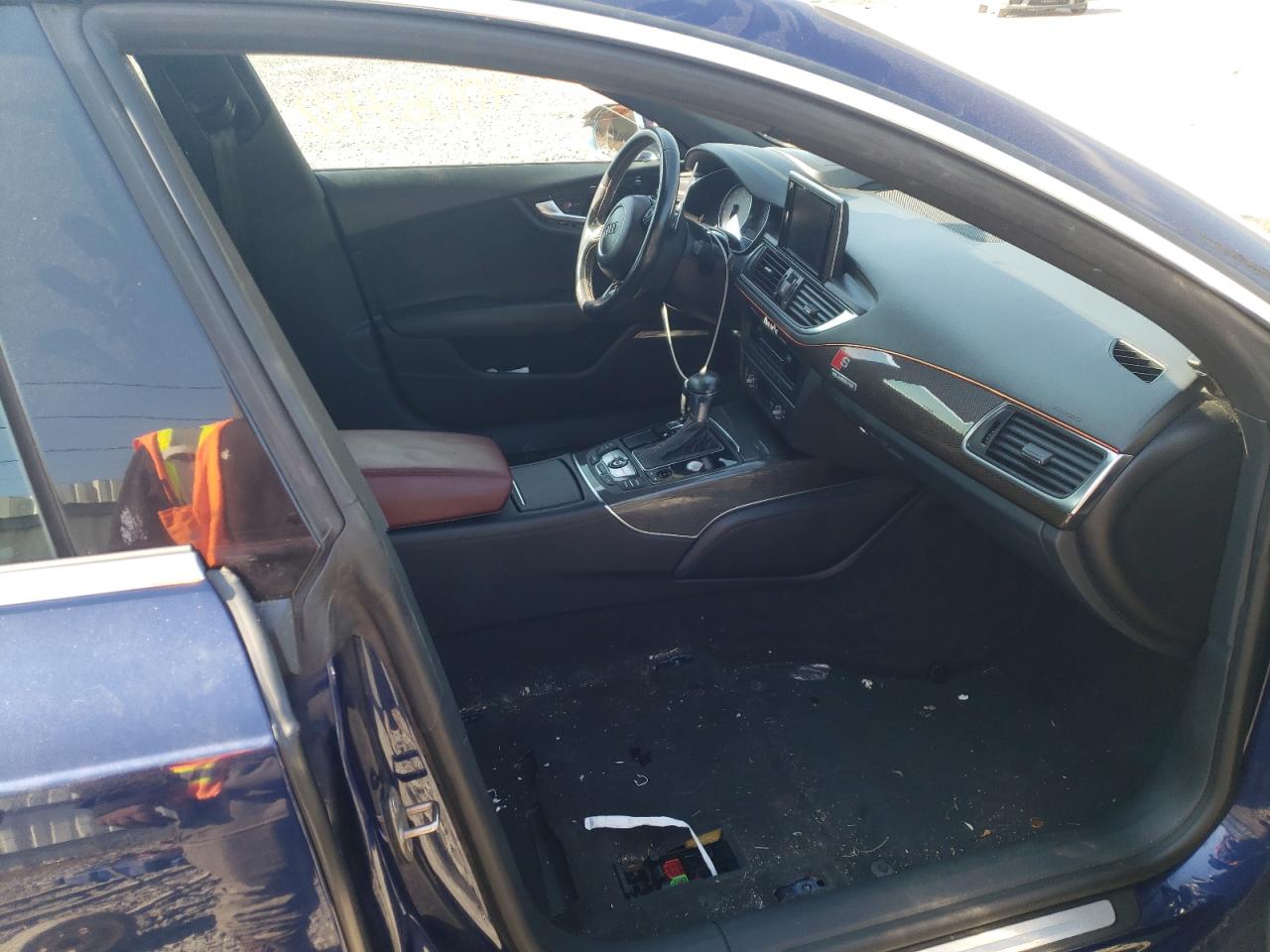 Photo 5 from auction – 2013 AUDI S7 PRESTIG with VIN WAU32AFC5DN033936