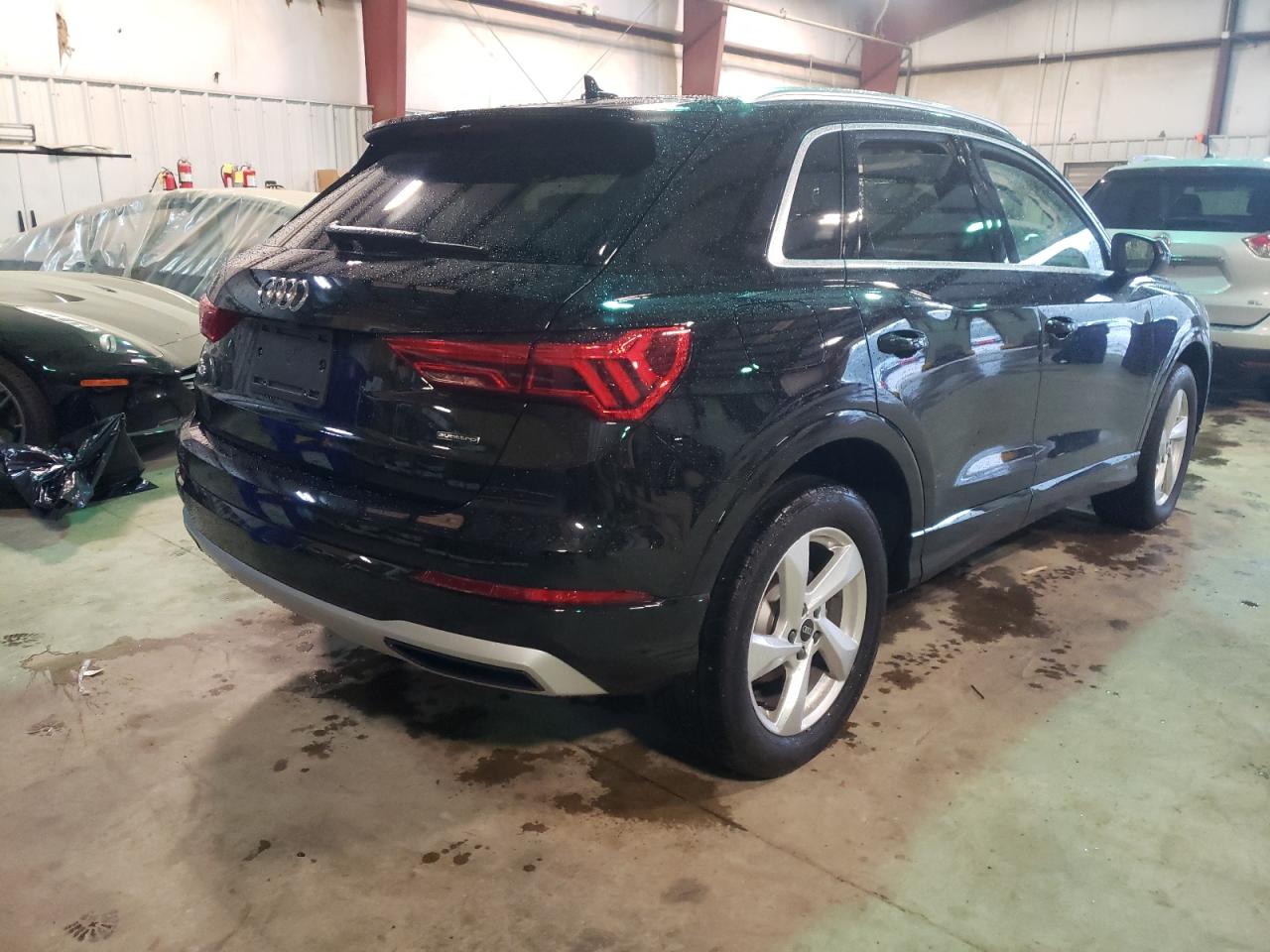 Photo 4 from auction – 2021 AUDI Q3 PREMIUM with VIN WA1AUCF37M1095193