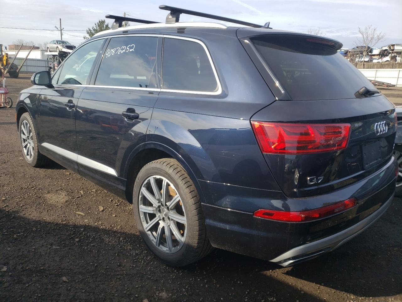 Photo 3 from auction – 2017 AUDI Q7 PREMIUM with VIN WA1LAAF78HD055962