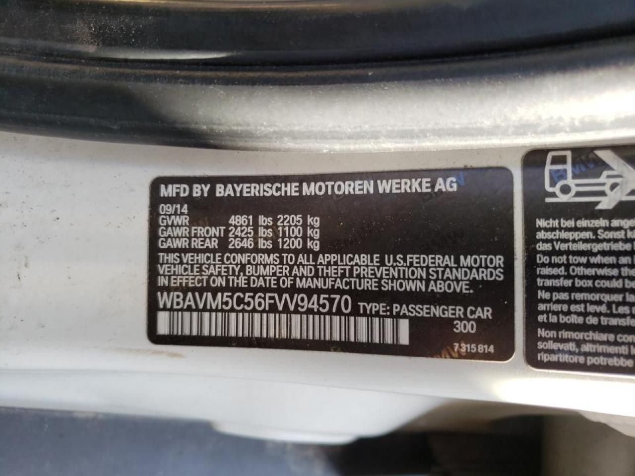 Photo 10 from auction – 2015 BMW X1 XDRIVE3 with VIN WBAVM5C56FVV94570