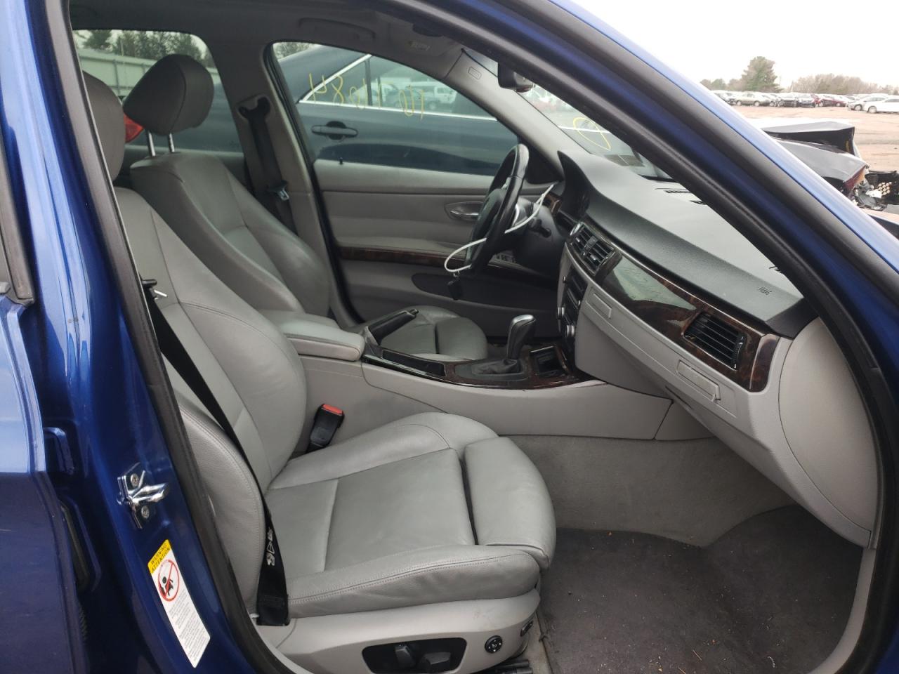 Photo 5 from auction – 2008 BMW 328 I with VIN WBAVA37508NL54702