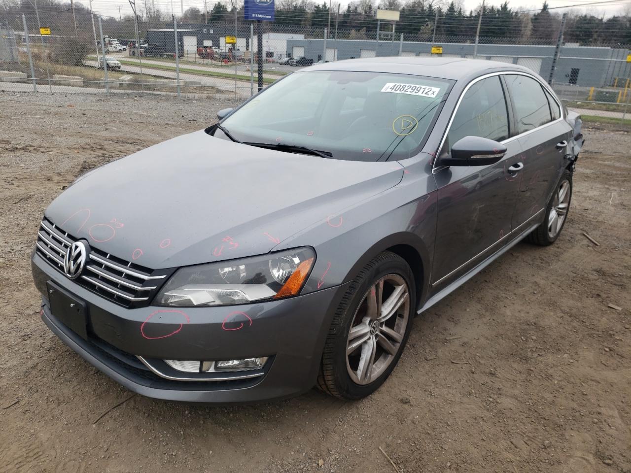 Photo 2 from auction – 2012 VOLKSWAGEN PASSAT SEL with VIN 1VWCM7A35CC013684