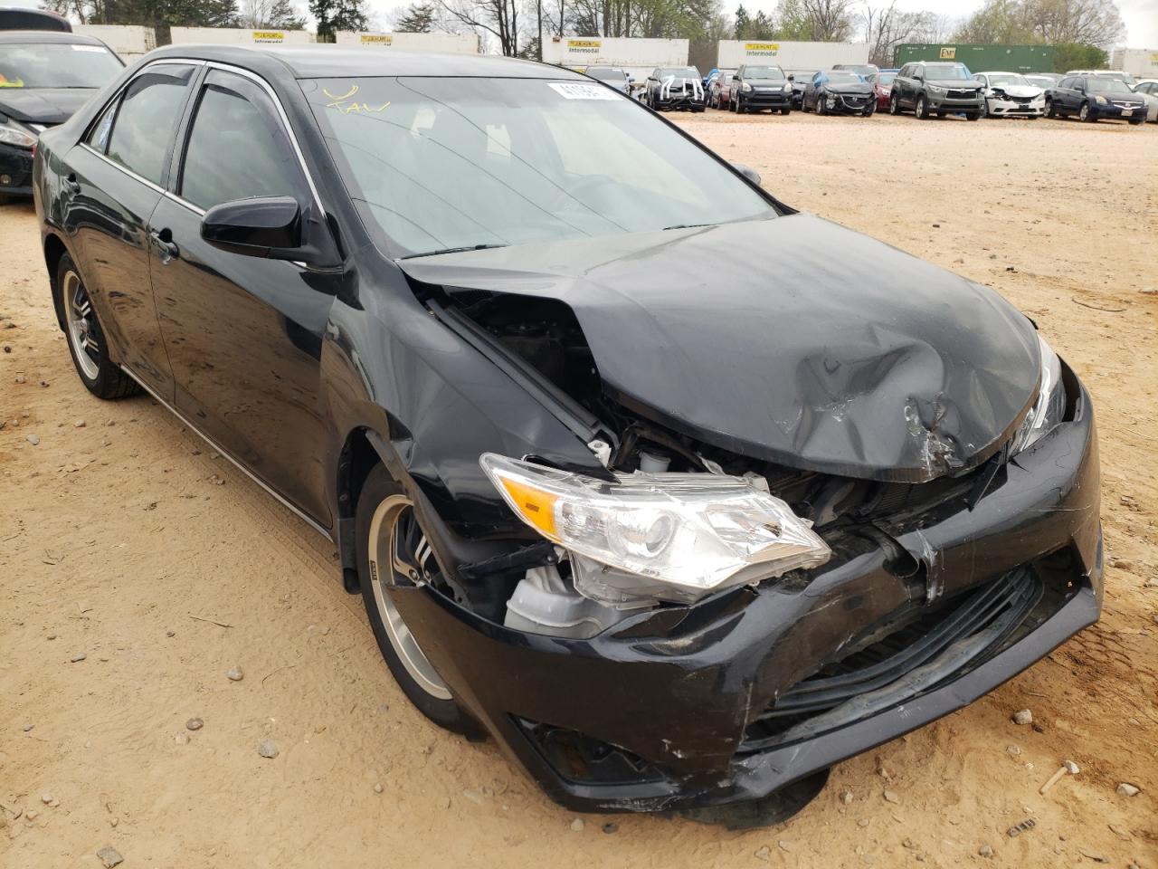 TOYOTA CAMRY BASE 2012 مع رقم تعريف المركبة 4T1BF1FK6CU068706 - صورة من المزاد
