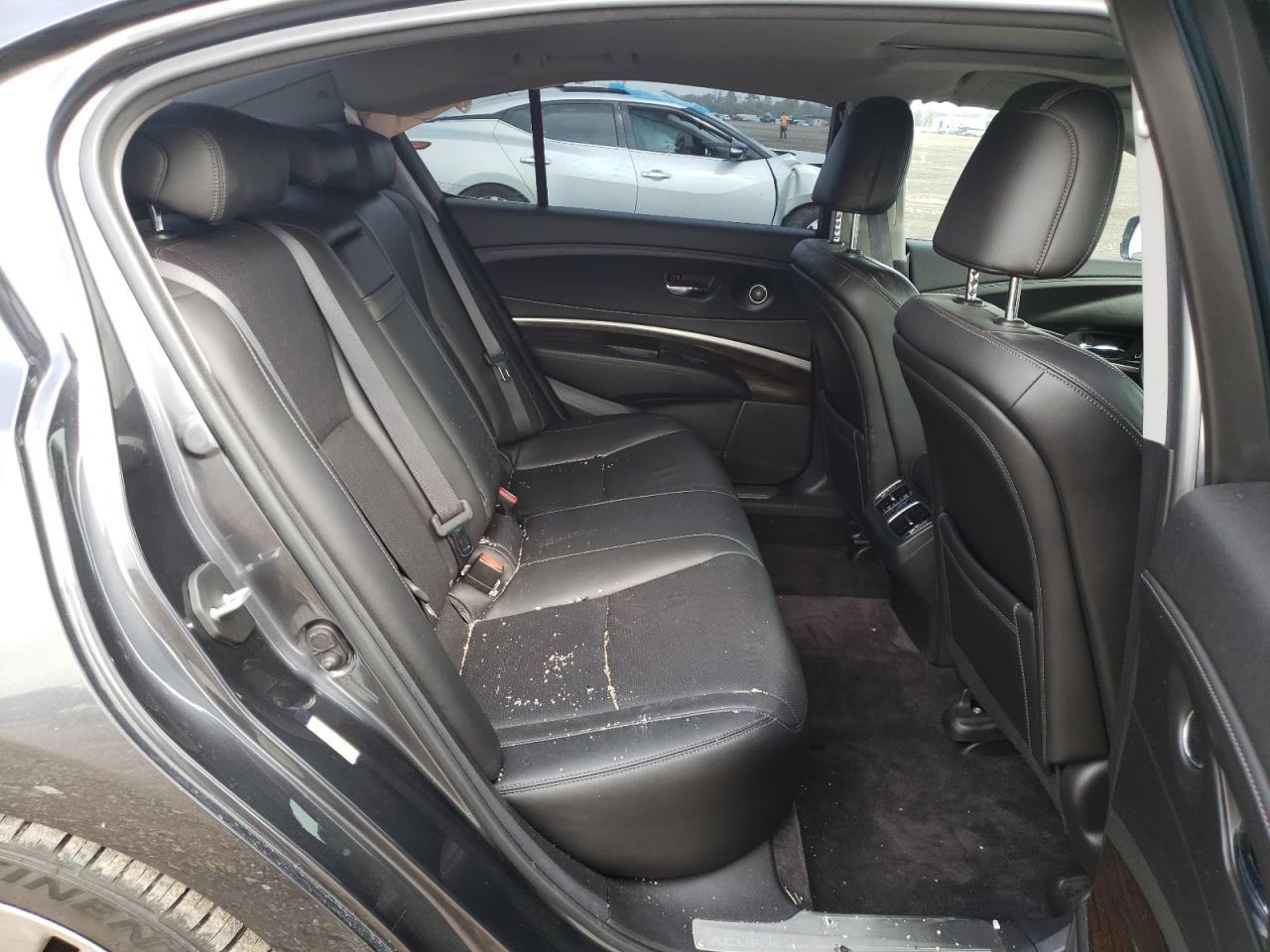 Photo 6 from auction – 2016 ACURA RLX TECH with VIN JH4KC1F52GC001781