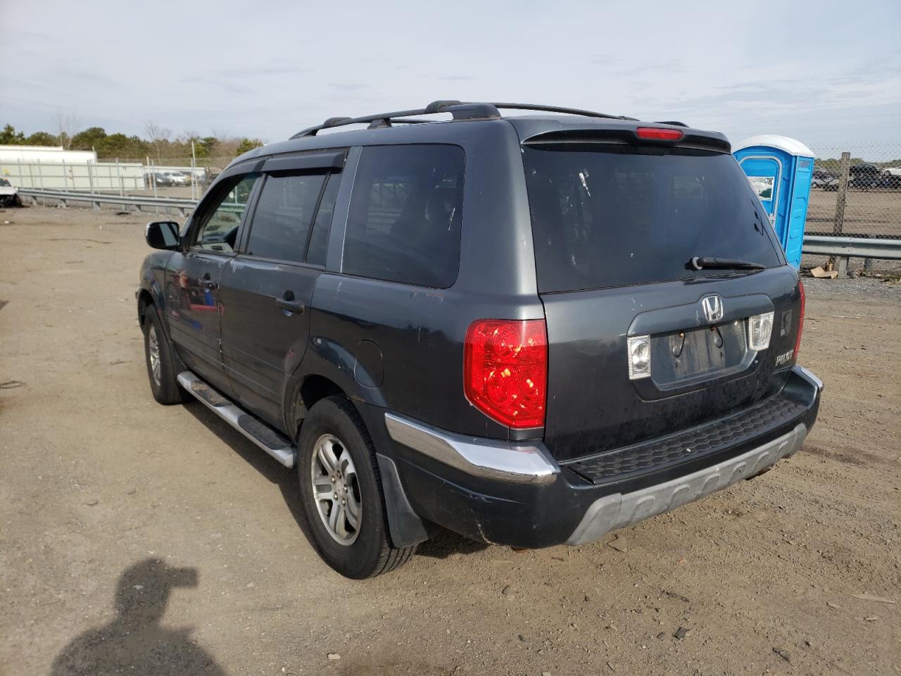 Photo 3 from auction – 2004 HONDA PILOT EXL with VIN 2HKYF18684H555786
