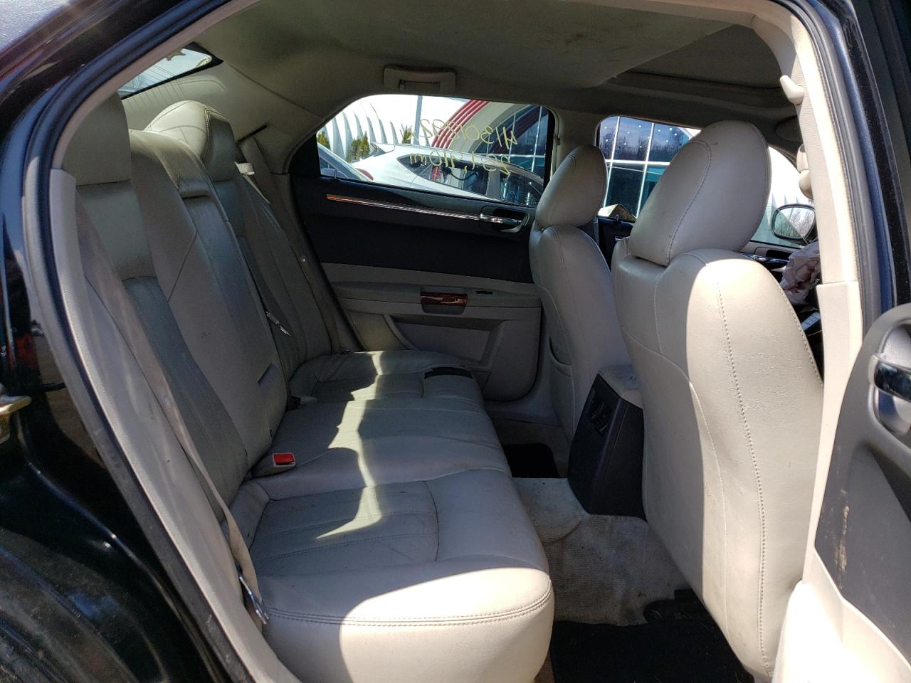 Foto 6 de la subasta – 2005 CHRYSLER 300C con VIN 2C3JA63H15H133475