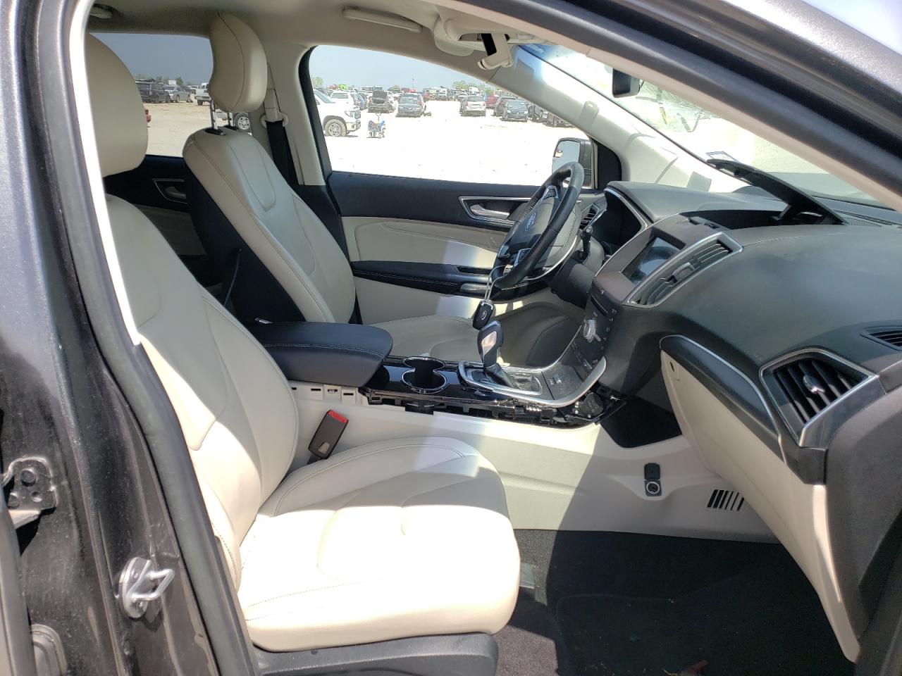 Photo 5 from auction – 2018 FORD EDGE TITAN with VIN 2FMPK3K90JBB06272