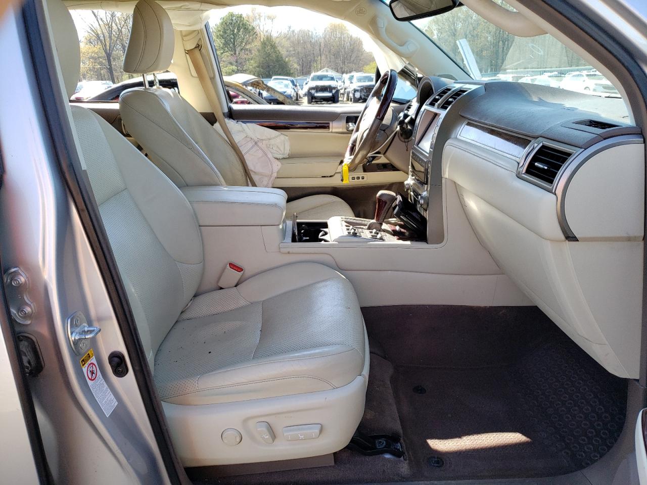 Photo 5 from auction – 2017 LEXUS GX 460 PRE with VIN JTJJM7FX2H5169115