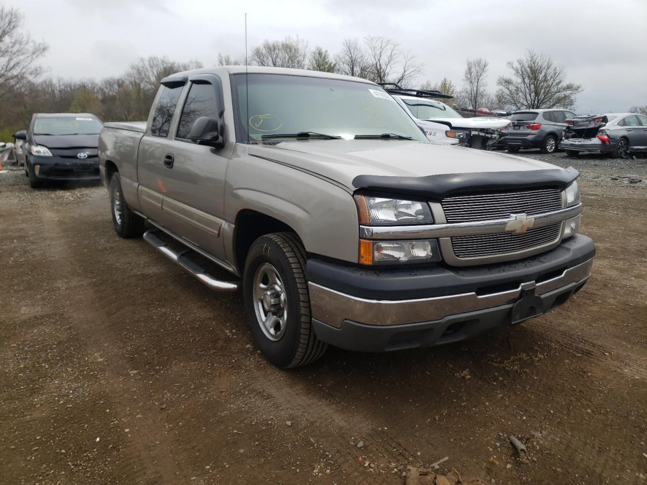 CHEVROLET SILVERADO 2003 with VIN 2GCEK19T231160425 - Photo from auction