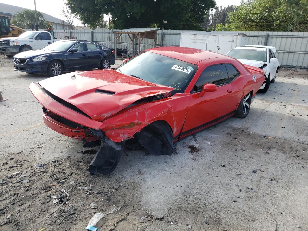 Photo 2 from auction – 2019 DODGE CHALLENGER with VIN 2C3CDZAG2KH620594