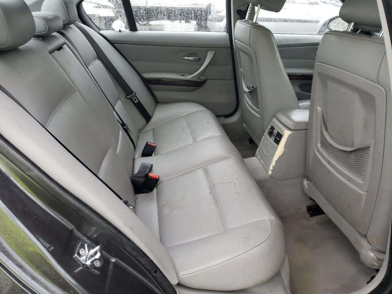 Photo 6 from auction – 2007 BMW 328 I with VIN WBAVA33517KX74068