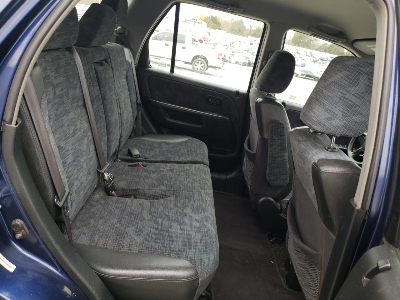 Photo 6 from auction – 2004 HONDA CR-V LX with VIN SHSRD68494U209808