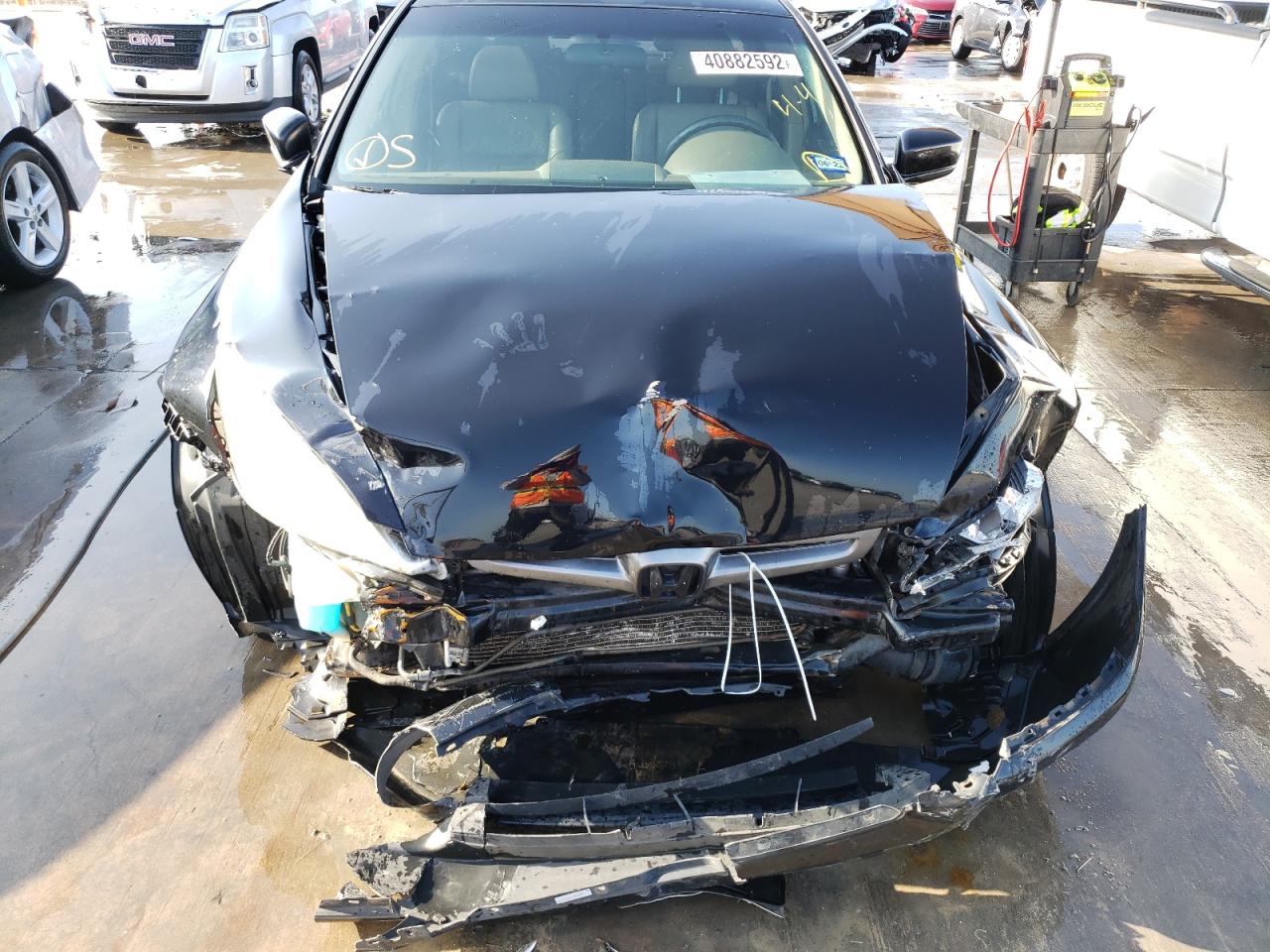 Photo 9 from auction – 2004 HONDA ACCORD EX with VIN 1HGCM66554A003047