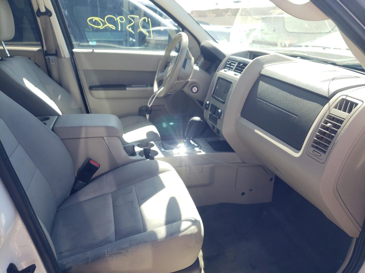 Photo 5 from auction – 2011 FORD ESCAPE XLT with VIN 1FMCU9D73BKB99397