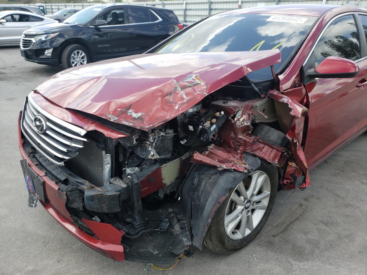 Photo 9 from auction – 2016 HYUNDAI SONATA SE with VIN 5NPE24AF1GH407395