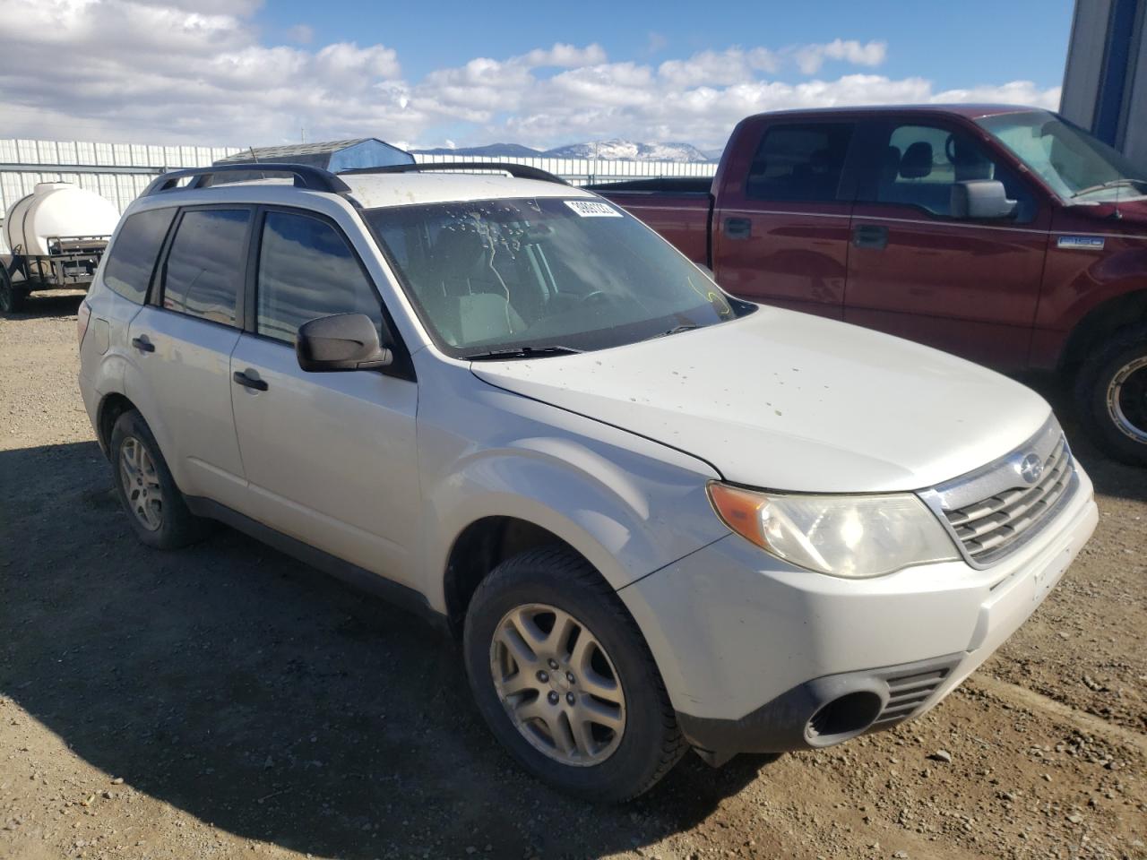 SUBARU FORESTER 2 2011 with VIN JF2SHABC2BH734143 - Photo from auction