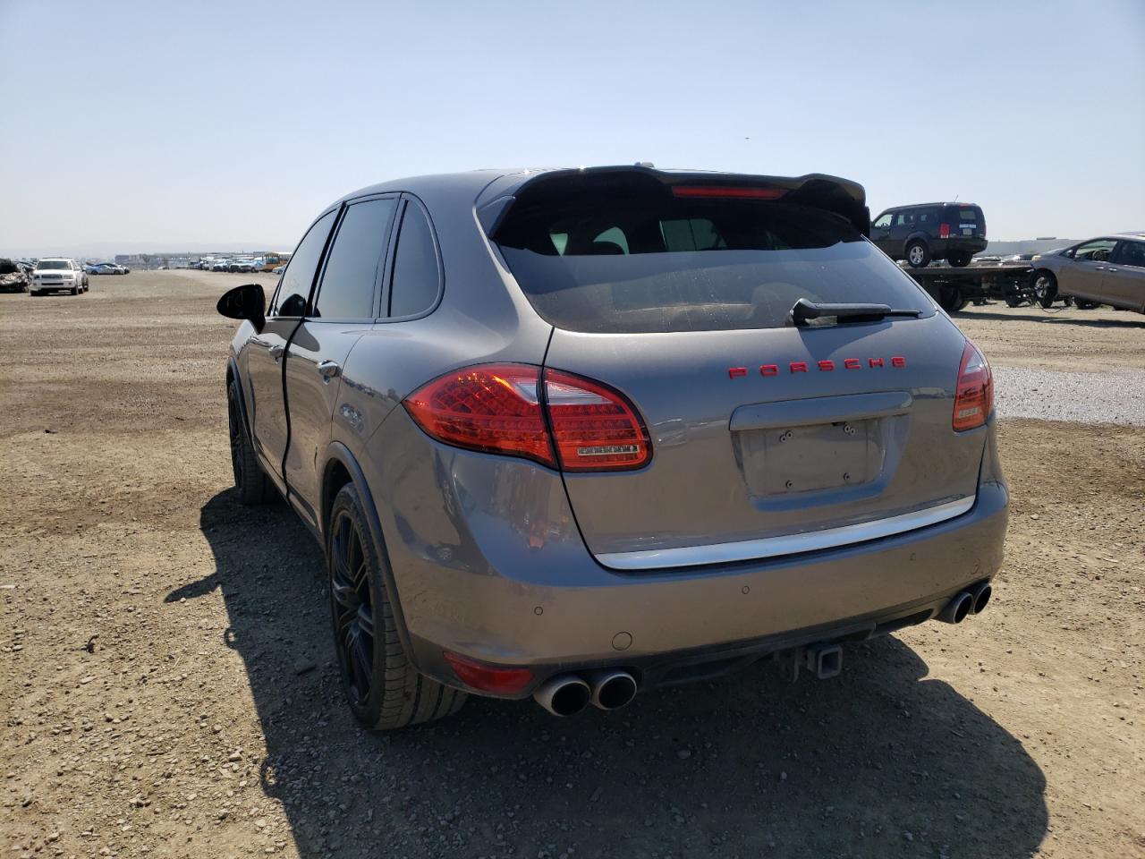 Photo 3 from auction – 2012 PORSCHE CAYENNE TU with VIN WP1AC2A22CLA81513