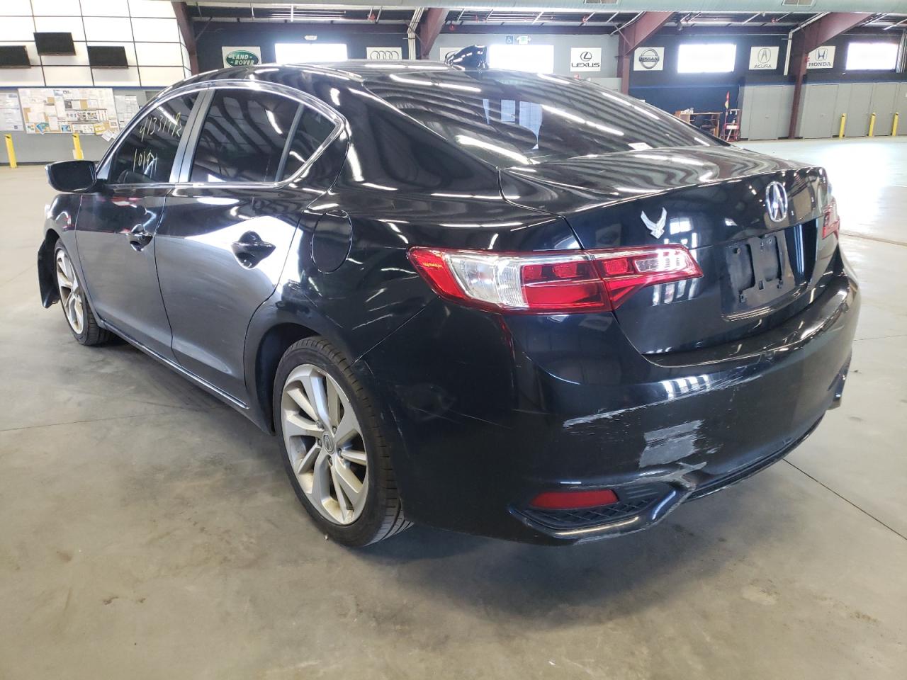 Photo 3 from auction – 2017 ACURA ILX BASE W with VIN 19UDE2F36HA000818