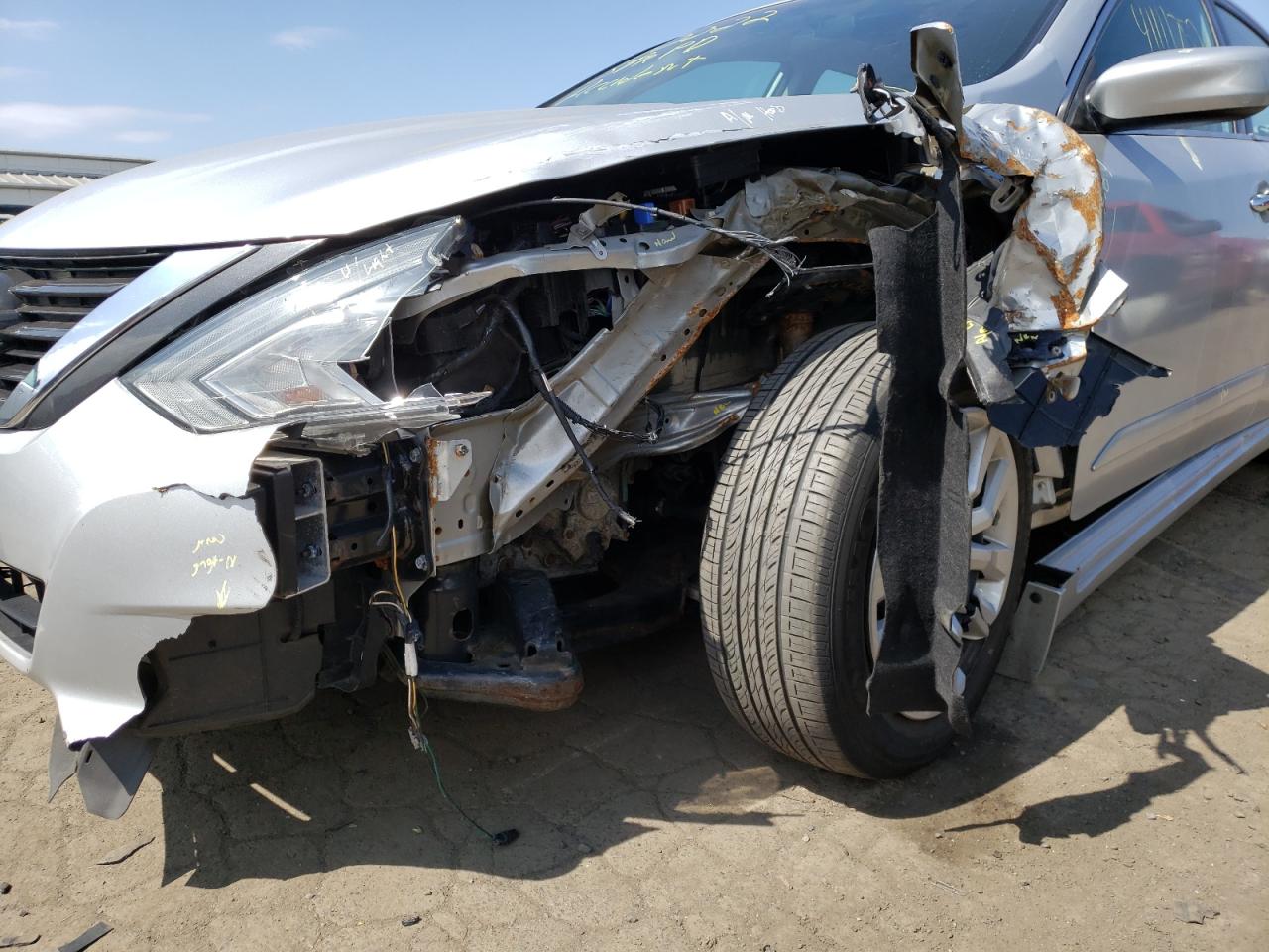 Photo 9 from auction – 2016 NISSAN ALTIMA 2.5 with VIN 1N4AL3AP9GC165200