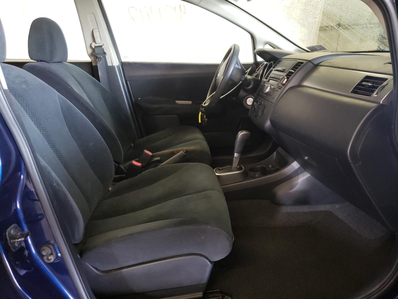 صورة رقم 5 من المزاد - 2011 NISSAN VERSA S مع VIN 3N1BC1AP6BL361615