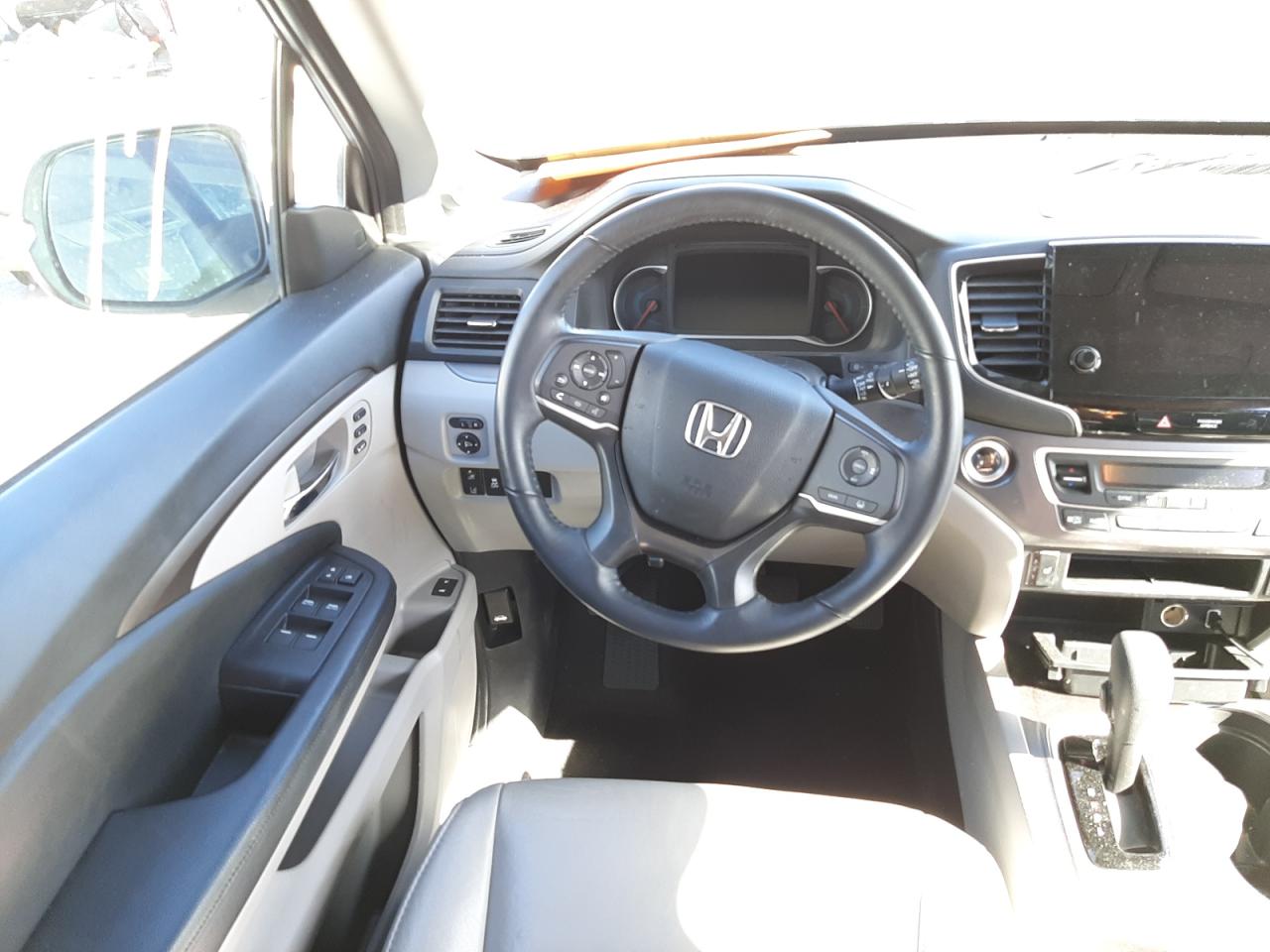 Photo 9 from auction – 2020 HONDA PILOT EXL with VIN 5FNYF5H55LB005778