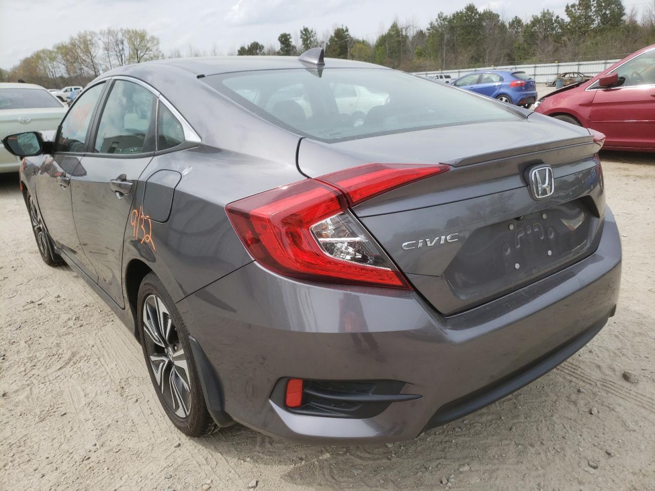 Photo 3 from auction – 2017 HONDA CIVIC EX with VIN 19XFC1F38HE024784