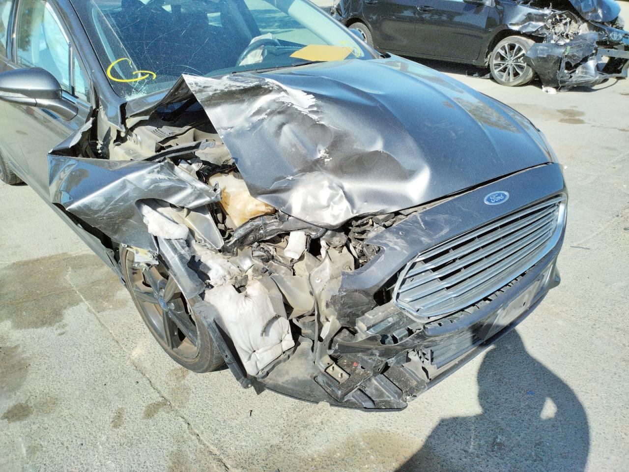 Photo 9 from auction – 2016 FORD FUSION SE with VIN 3FA6P0H75GR386115