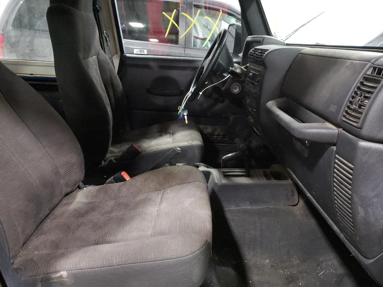 Photo 5 from auction – 2003 JEEP WRANGLER C with VIN 1J4FA39S73P376455