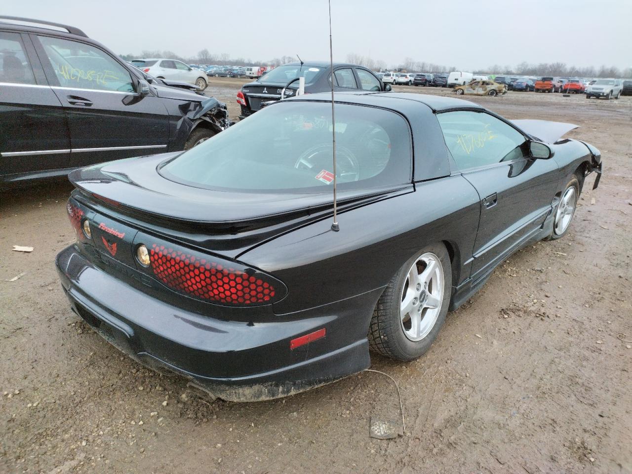 Photo 4 from auction – 2002 PONTIAC FIREBIRD with VIN 2G2FS22K122134780