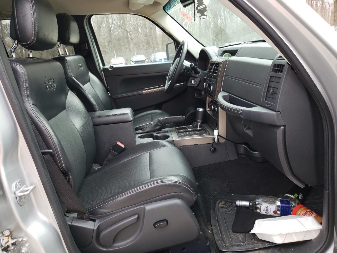 Photo 5 from auction – 2012 JEEP LIBERTY LI with VIN 1C4PJMCK4CW160822