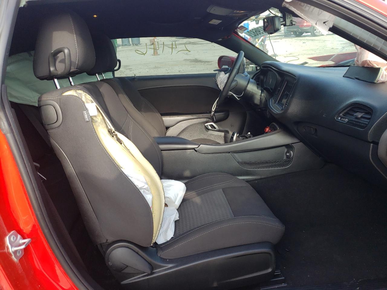 Photo 5 from auction – 2019 DODGE CHALLENGER with VIN 2C3CDZAG2KH620594