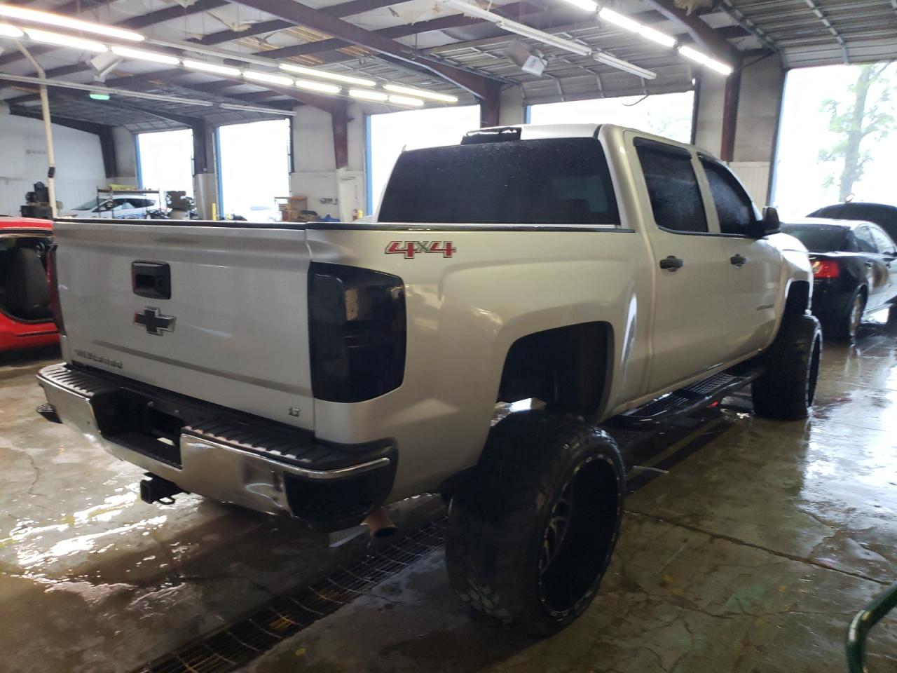 Photo 4 from auction – 2014 CHEVROLET SILVERADO with VIN 3GCUKREC9EG147293