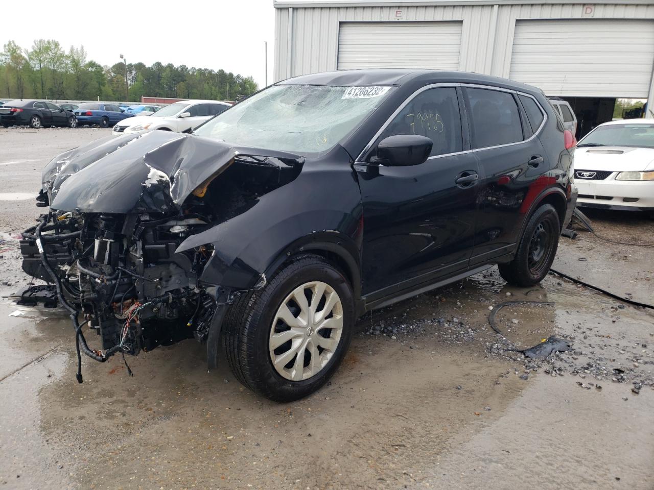 Photo 2 from auction – 2017 NISSAN ROGUE S with VIN JN8AT2MT0HW388582
