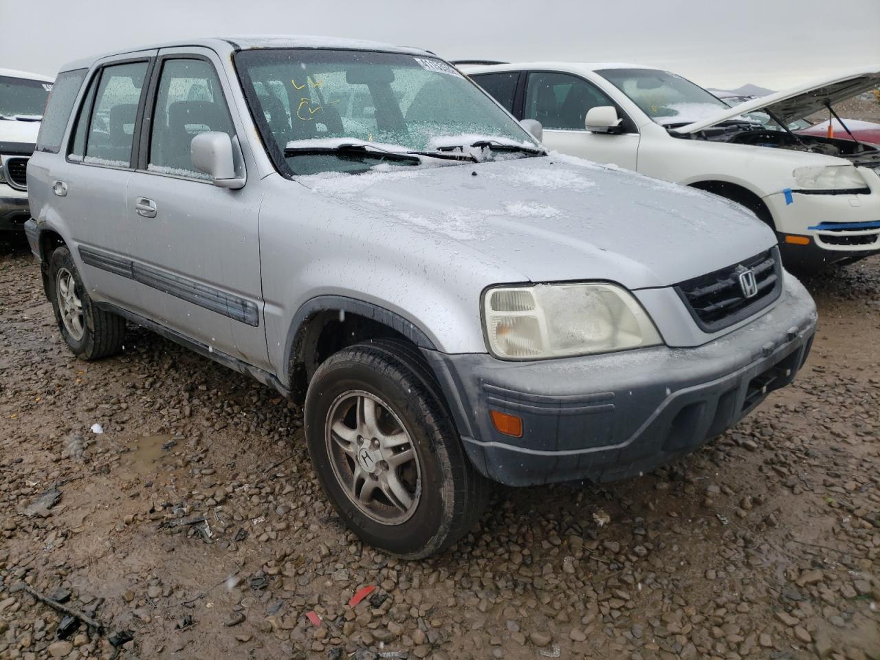 HONDA CR-V EX 2000 with VIN JHLRD1864YC048057 - Photo from auction