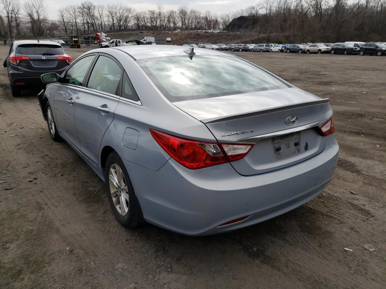 Photo 3 from auction – 2013 HYUNDAI SONATA GLS with VIN 5NPEB4AC1DH560022