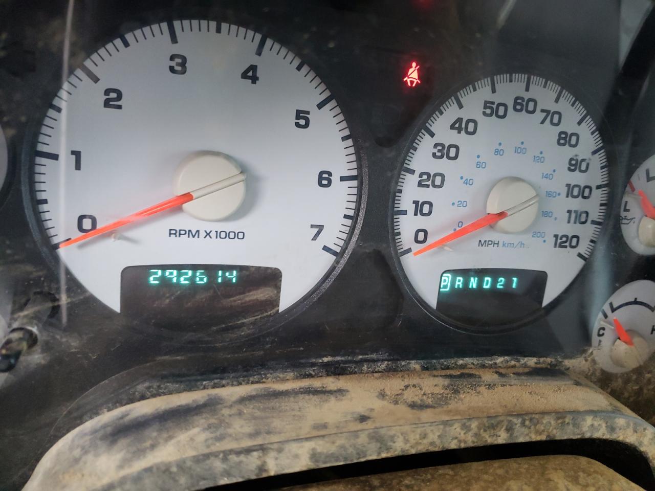 Photo 8 from auction – 2002 DODGE RAM 1500 with VIN 1D7HU18N02S624083
