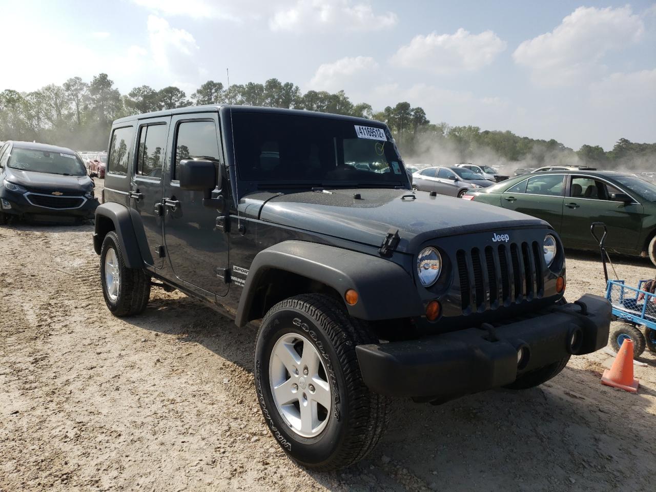 Photo 1 from auction – 2017 JEEP WRANGLER U with VIN 1C4BJWDG8HL616670