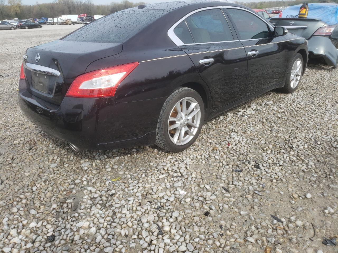 Photo 4 from auction – 2011 NISSAN MAXIMA S with VIN 1N4AA5AP0BC842032
