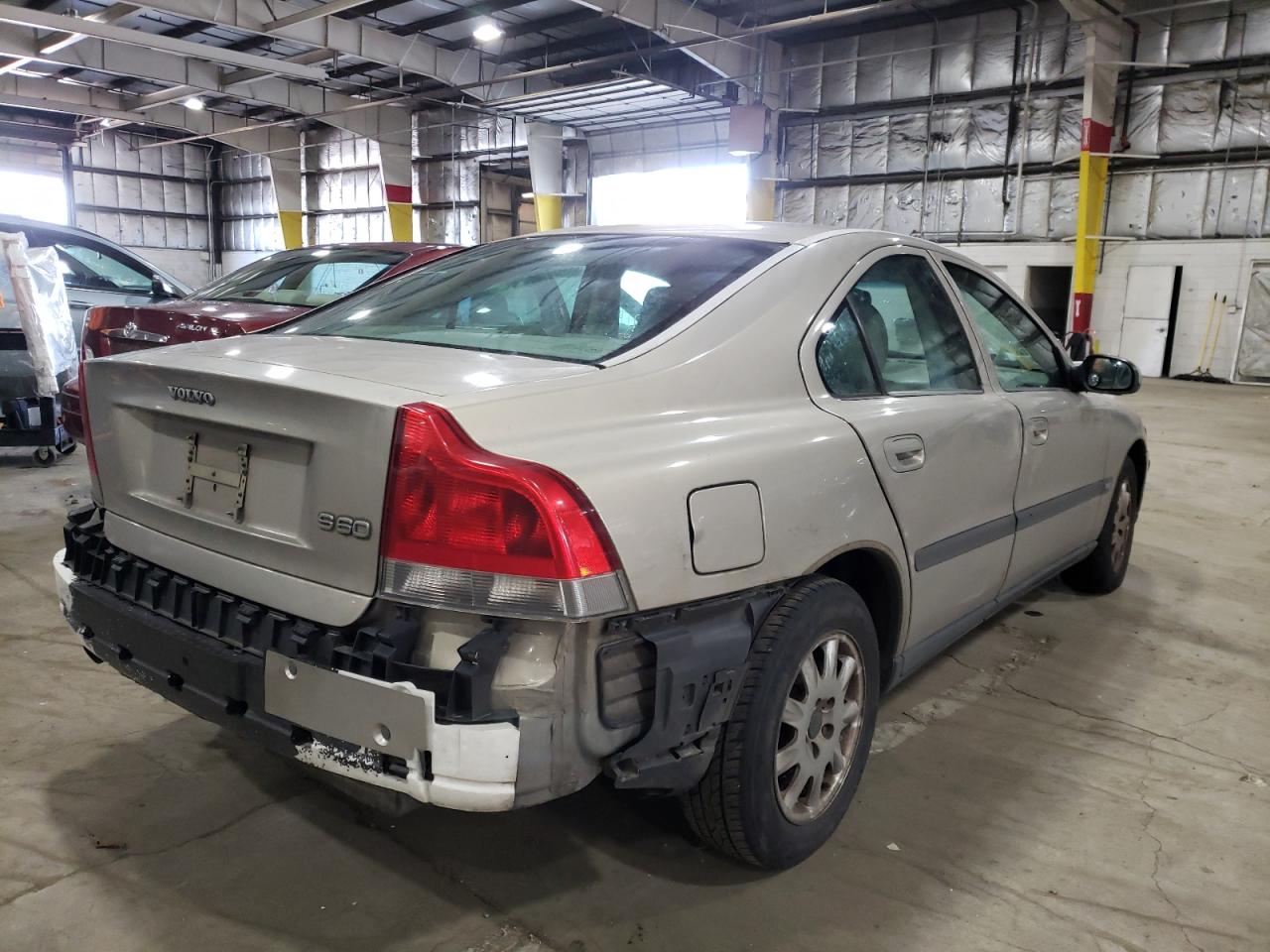 Photo 4 from auction – 2002 VOLVO S60 with VIN YV1RS61R922125128