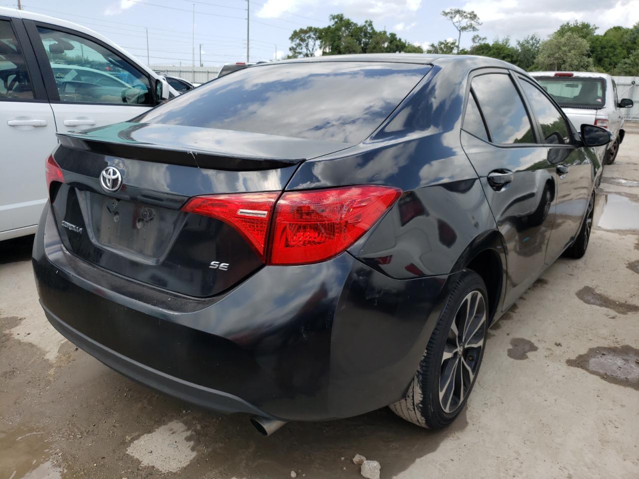 Photo 4 from auction – 2017 TOYOTA COROLLA L with VIN 5YFBURHE3HP667454