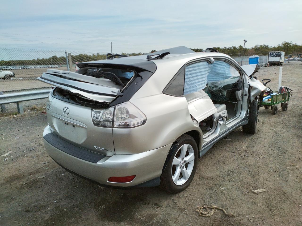 Photo 4 from auction – 2007 LEXUS RX 350 with VIN 2T2HK31U57C017677
