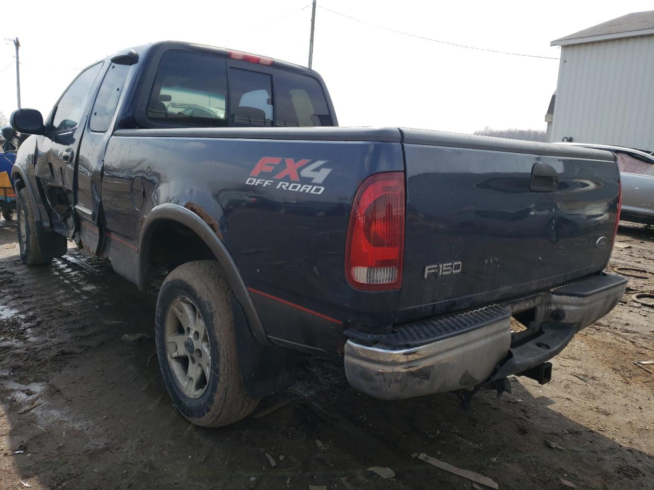 Photo 3 from auction – 2002 FORD F150 with VIN 2FTRX18LX2CA10148