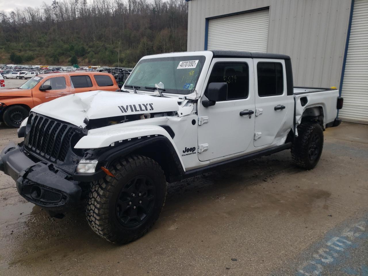 Photo 9 from auction – 2021 JEEP GLADIATOR with VIN 1C6HJTAG2ML617439