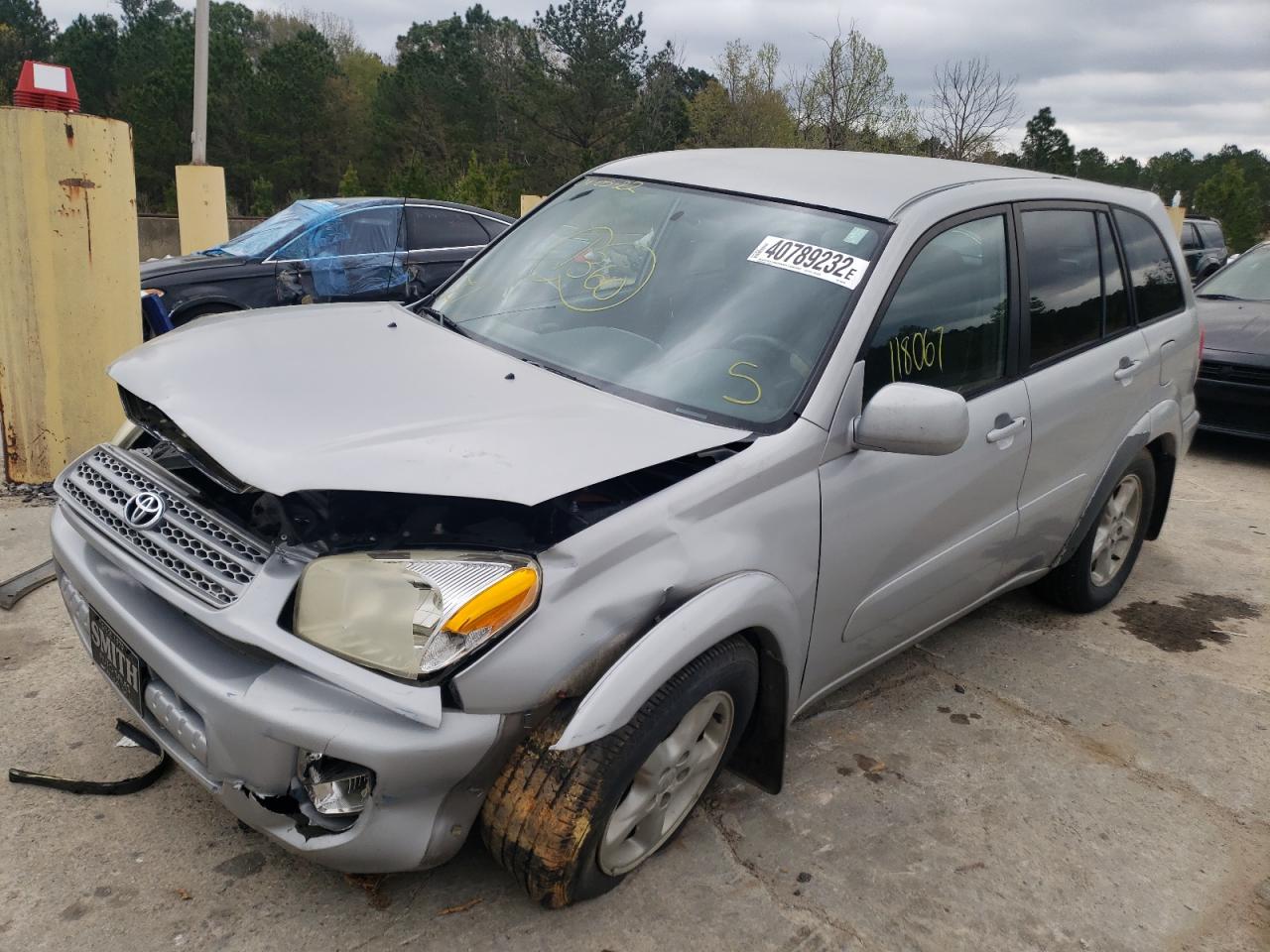 Photo 2 from auction – 2001 TOYOTA RAV4 with VIN JTEHH20VX10044149