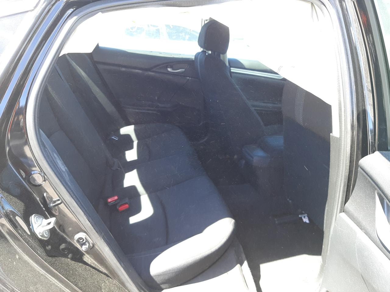 Photo 6 from auction – 2018 HONDA CIVIC LX with VIN 2HGFC2F59JH598586