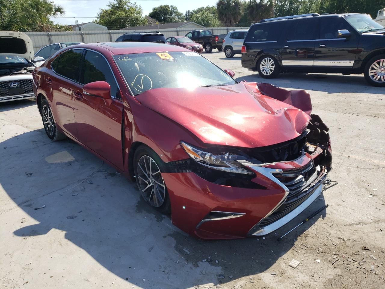 LEXUS ES 350 2016 with VIN JTHBK1GG4G2213882 - Photo from auction
