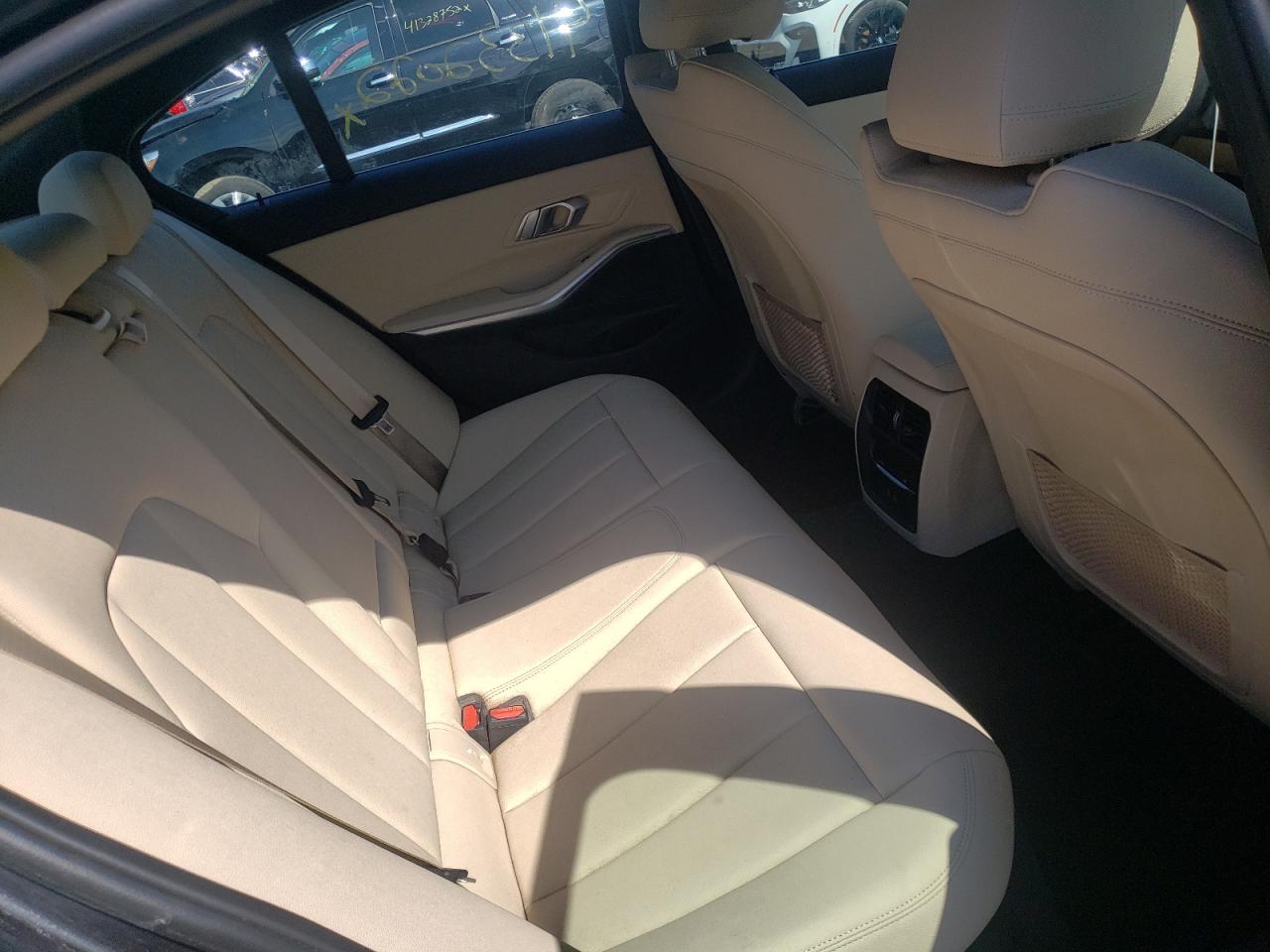 Photo 6 from auction – 2021 BMW 330XI with VIN 3MW5R7J05M8B83164
