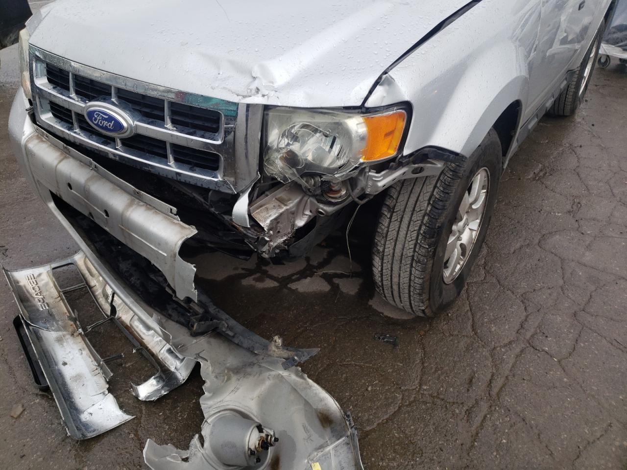 Photo 9 from auction – 2012 FORD ESCAPE LIM with VIN 1FMCU0EG1CKB79757