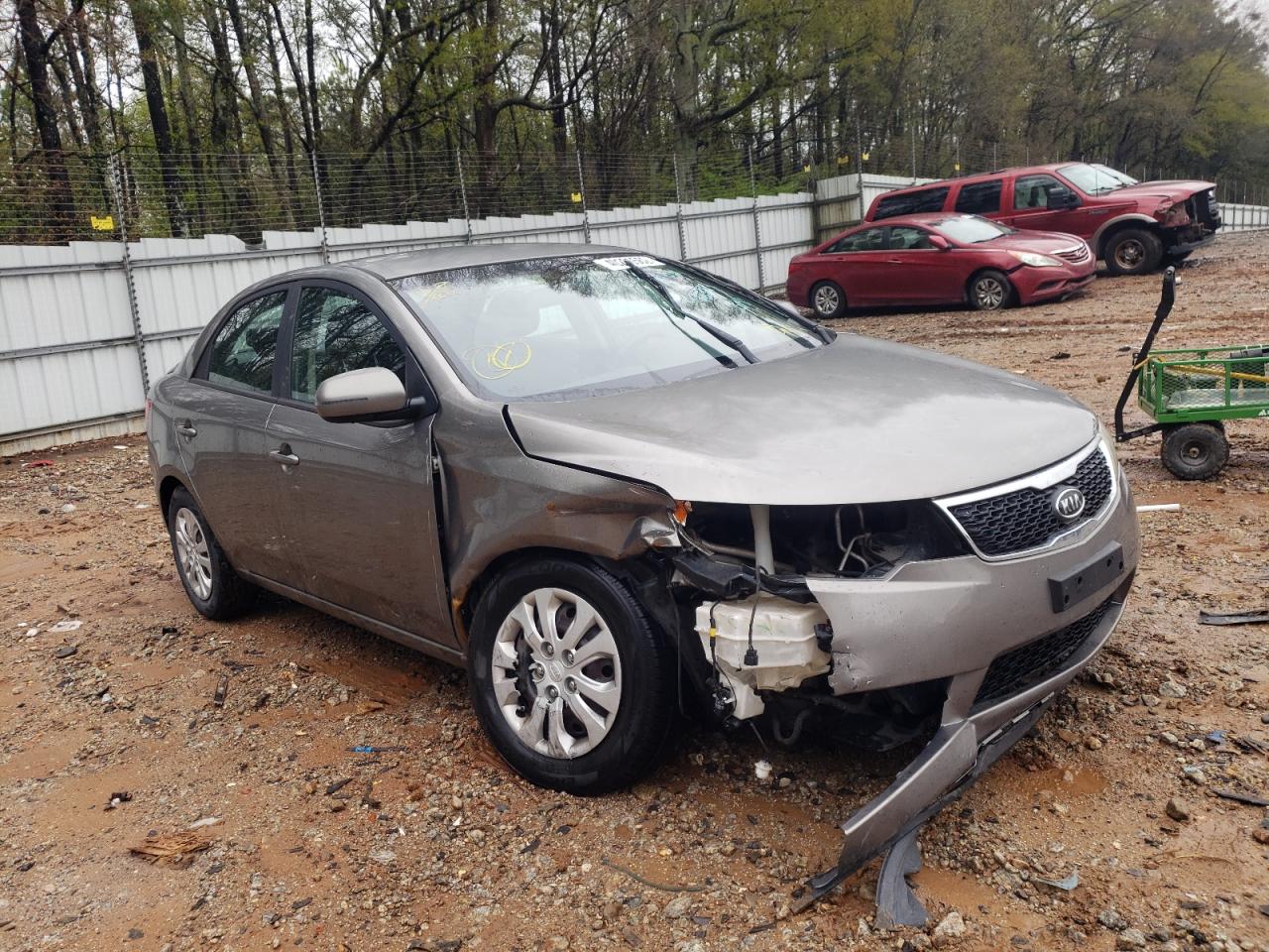 KIA FORTE EX 2013 with VIN KNAFU4A22D5669639 - Photo from auction