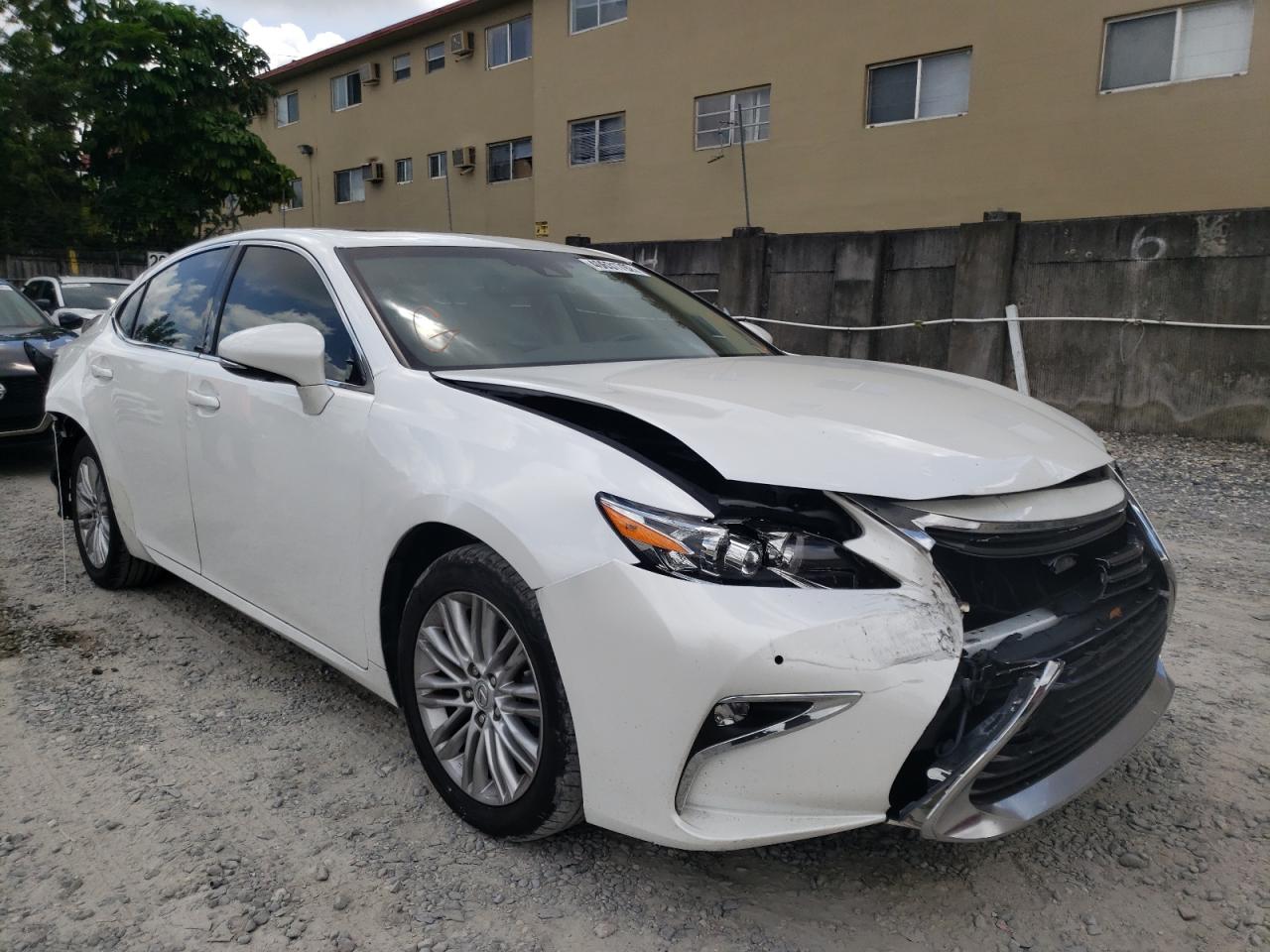 LEXUS ES 350 2017 with VIN JTHBK1GG8H2256591 - Photo from auction